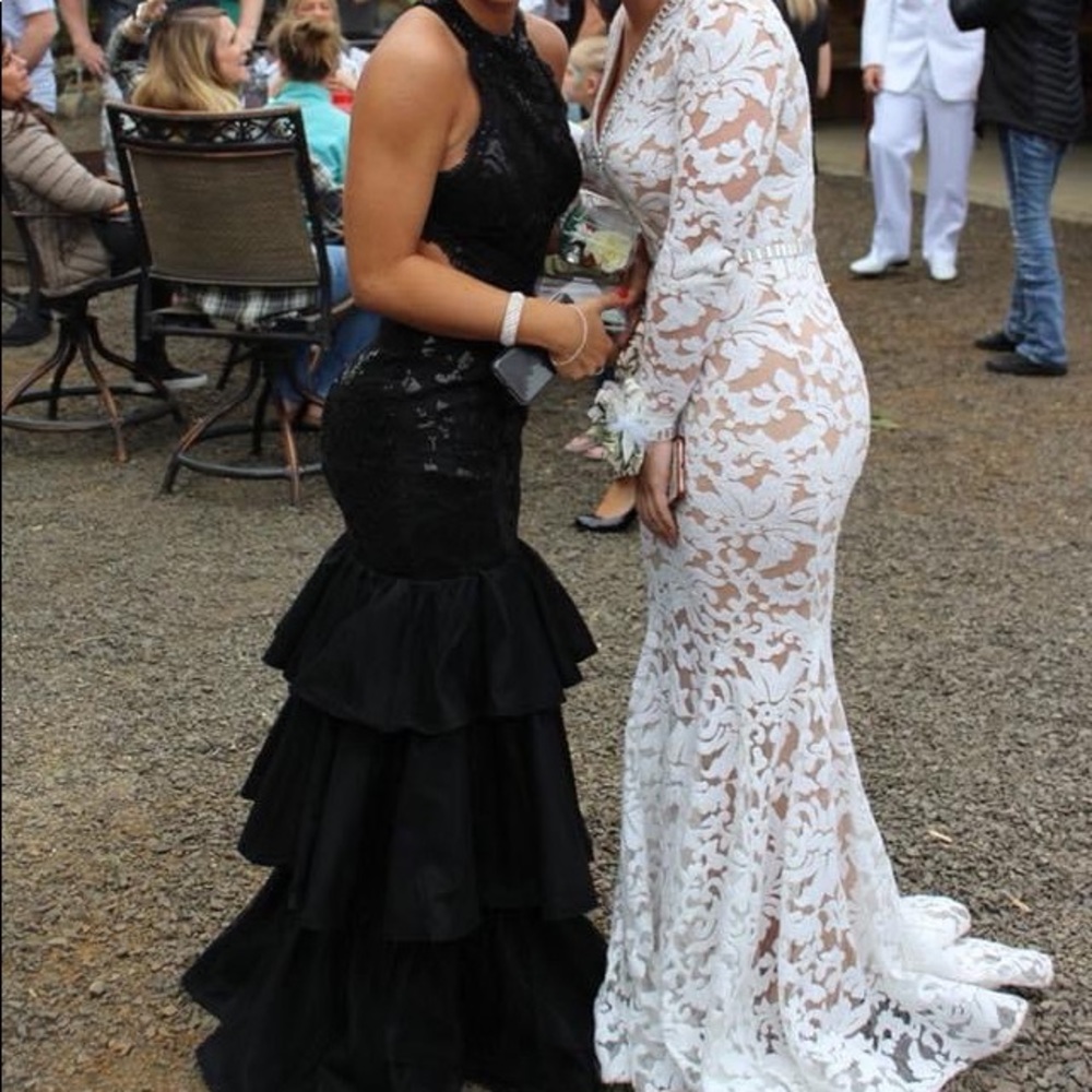PROM DRESS - Picture 2 of 2